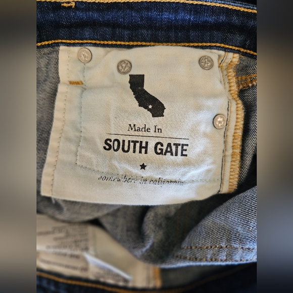 AG Adriano Goldschmied "Malibu" Bermuda length shorts women's size 27 - Picture 11 of 11